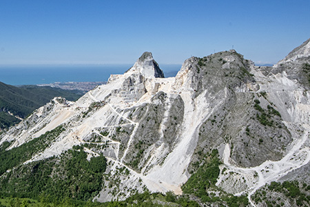 dalla Cima d’Uomo: la cava dei Canaloni.